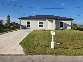 2514 31st St SW in Lehigh Acres, FL - Building Photo