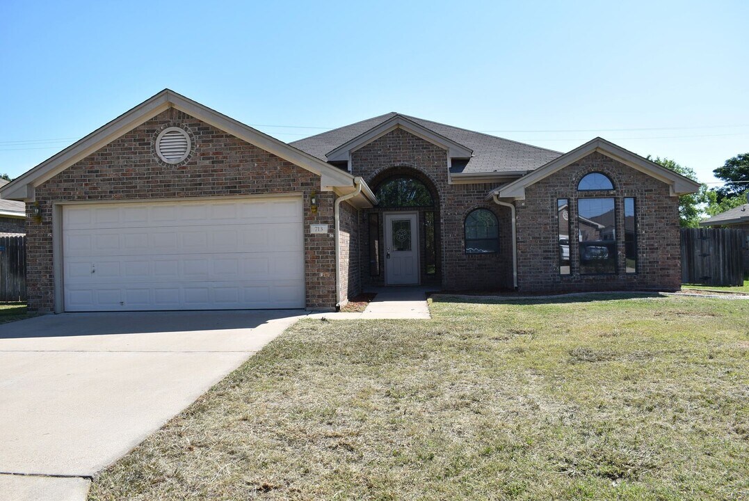 713 Mustang Trail in Harker Heights, TX - Building Photo