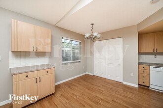 6222 Palmview Ct in Tampa, FL - Foto de edificio - Building Photo