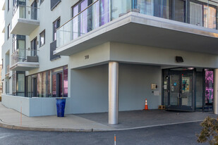 The Blu Condominiums of Asbury Park in Asbury Park, NJ - Foto de edificio - Building Photo