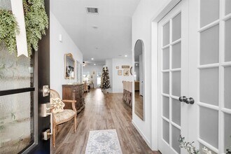 8217 Boundary Waters Dr in Porter, TX - Foto de edificio - Building Photo