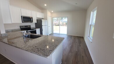 10 Prairie Ln in Palm Coast, FL - Foto de edificio - Building Photo