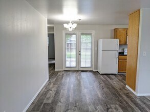 1073 Havenwood Dr in Eagle Point, OR - Building Photo - Building Photo