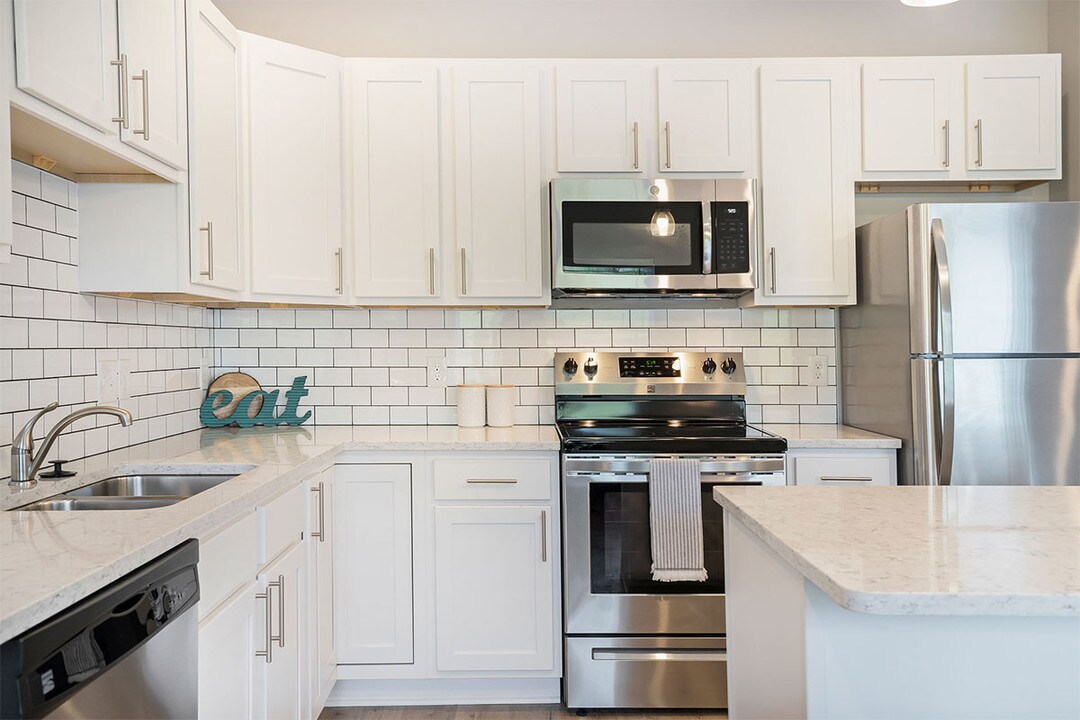 Village at Thirteen Hundred in Grand Rapids, MI - Building Photo