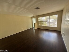 7209 Barragan Rd in Ft. Myers, FL - Building Photo - Building Photo