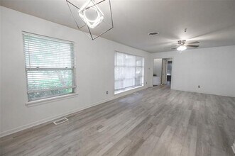 8301 Llano Ave in Benbrook, TX - Building Photo - Building Photo