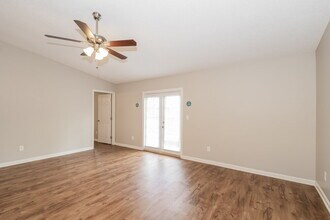 1603 Twin Oak Ln in Middleburg, FL - Building Photo - Building Photo