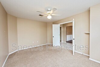 809 Travis Ct in Crestview, FL - Building Photo - Building Photo