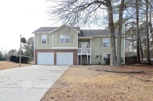 property at 105 Johnston's Dr