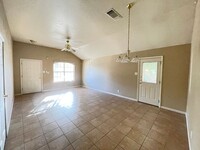 4807 John David Dr in Killeen, TX - Building Photo - Building Photo