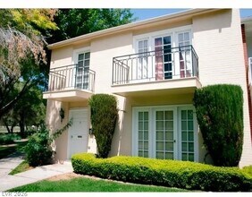 698 Tam O Shanter in Las Vegas, NV - Building Photo - Building Photo