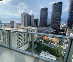 1100 S Miami Ave, Unit 2010 in Miami, FL - Building Photo