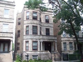 1626 N Rockwell St Apartments