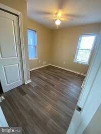 5738 Tulip St photo'