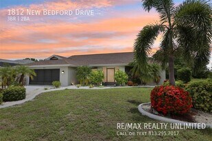 1812 New Bedford Dr in Sun City Center, FL - Building Photo