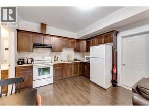 729 Delestre Av in Coquitlam, BC - Building Photo - Building Photo