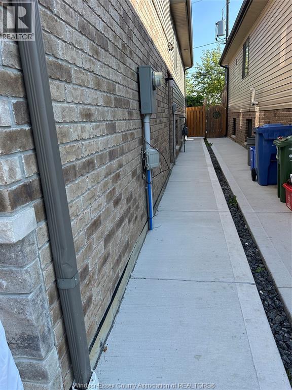 1136 Eastlawn in Windsor, ON - Building Photo - Building Photo