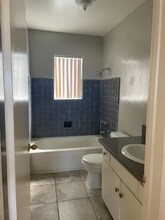 2511 Voorhees Ave-Unit -B in Redondo Beach, CA - Building Photo - Building Photo