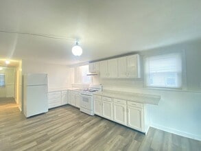 30 Thorwald Ave in Hampton, NH - Building Photo - Building Photo