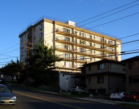 Cliff Towers in Palisades Park, NJ - Foto de edificio - Building Photo