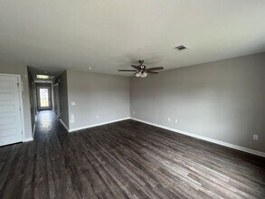 7054 White Pine Ave in Statesboro, GA - Building Photo - Building Photo