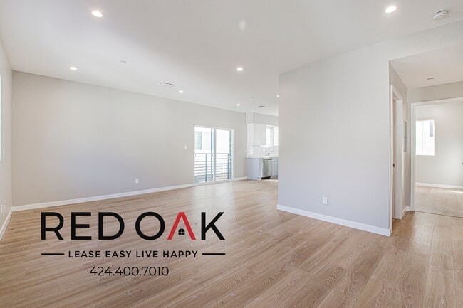 4506 Esmeralda St, Unit 3 in Los Angeles, CA - Foto de edificio - Building Photo