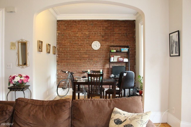 540 Massachusetts Ave-Unit -# 2 in Boston, MA - Building Photo - Building Photo