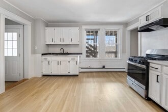 248 Rantoul St in Beverly, MA - Building Photo - Building Photo