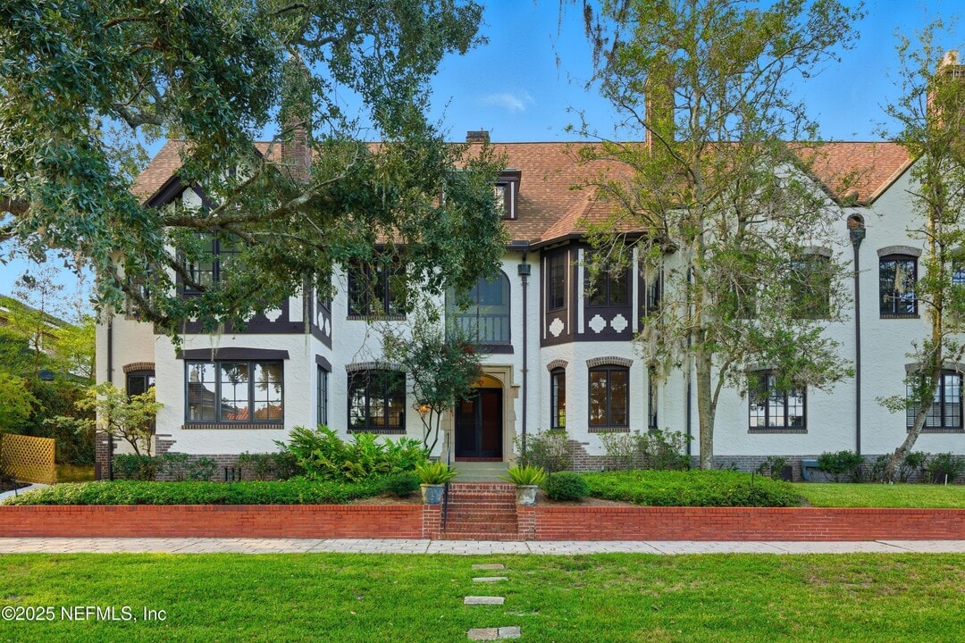 3319 Pine St in Jacksonville, FL - Building Photo