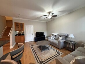 117 Ky Hvn Ct in Tampa, FL - Building Photo - Building Photo