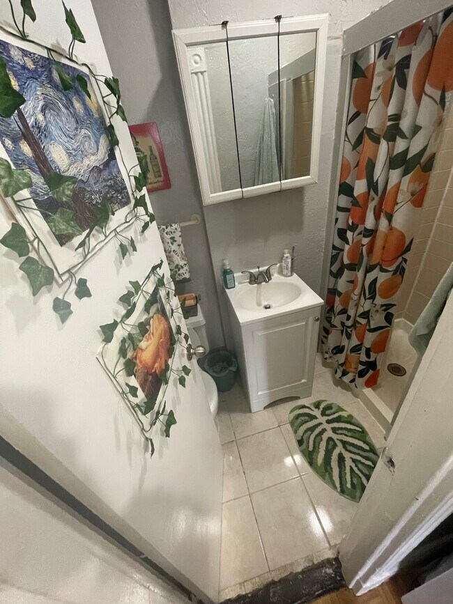 27 Anderson St, Unit 13 in Boston, MA - Building Photo - Building Photo