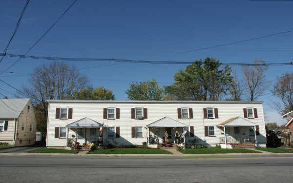 137-147 E Main St in Ledgewood, NJ - Foto de edificio