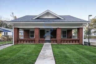 1220 Hightower Rd NW in Atlanta, GA - Building Photo