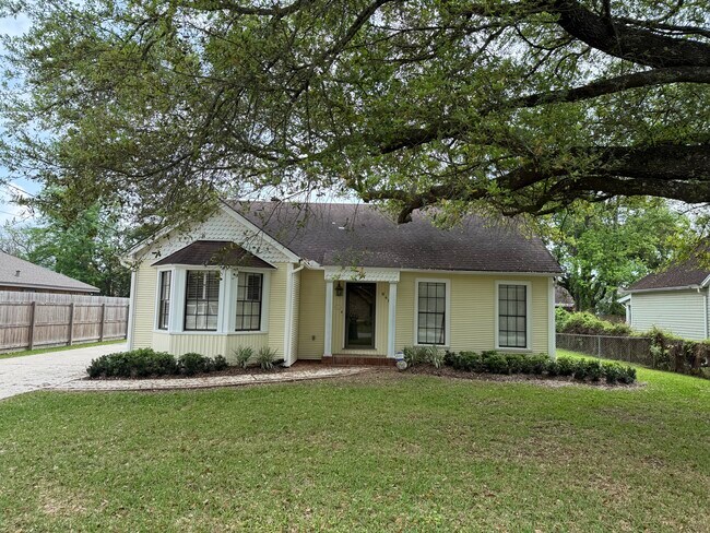 property at 940 Central Dr