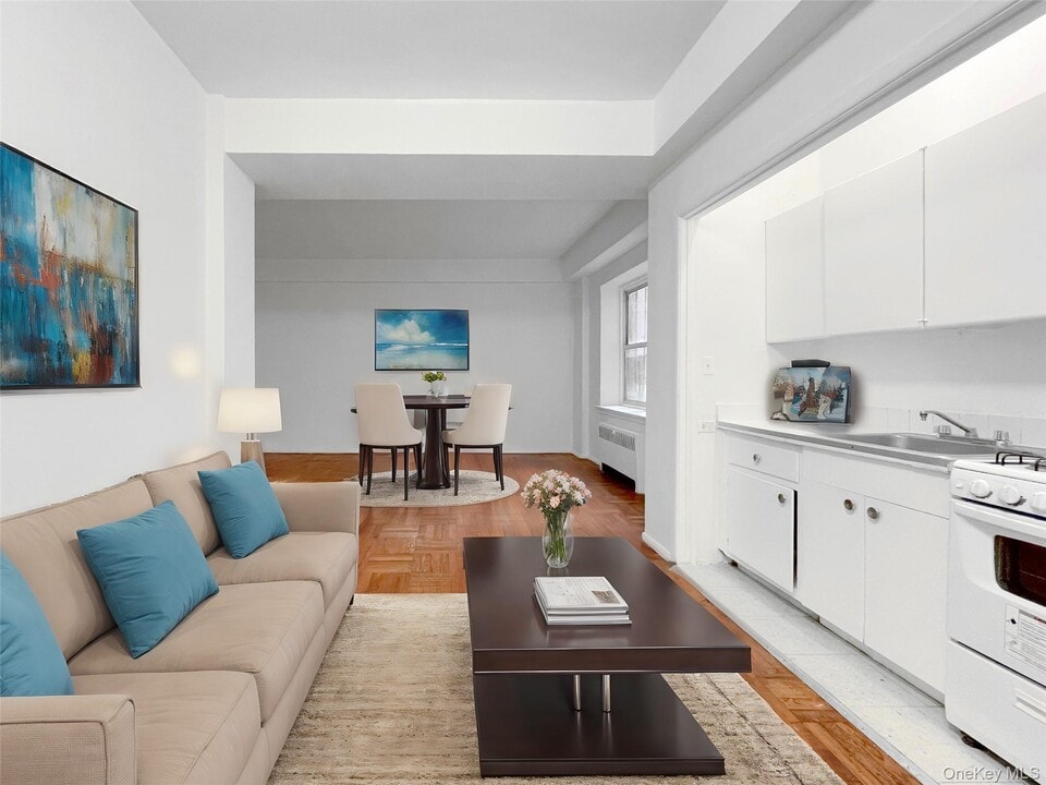 2630 Kingsbridge Terrace in Bronx, NY - Building Photo