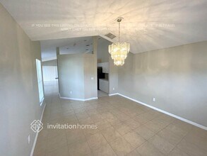 24436 Summer Wind Ct in Lutz, FL - Building Photo - Building Photo