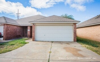 601 N Elkhart Ave in Lubbock, TX - Building Photo - Building Photo