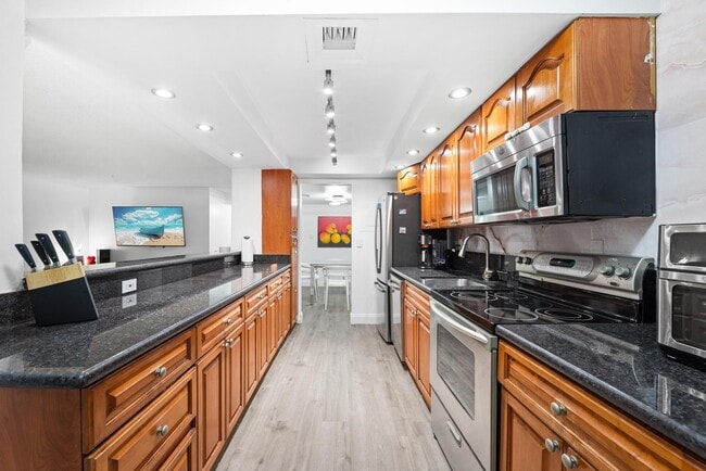 18081 Biscayne Blvd, Unit 1101 in Aventura, FL - Foto de edificio - Building Photo