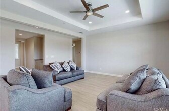 443 Eel River Ln in Chico, CA - Building Photo - Building Photo