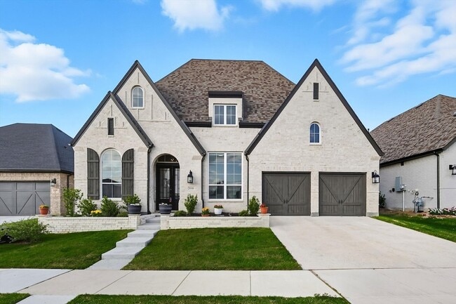 property at 2016 Strolling Wy