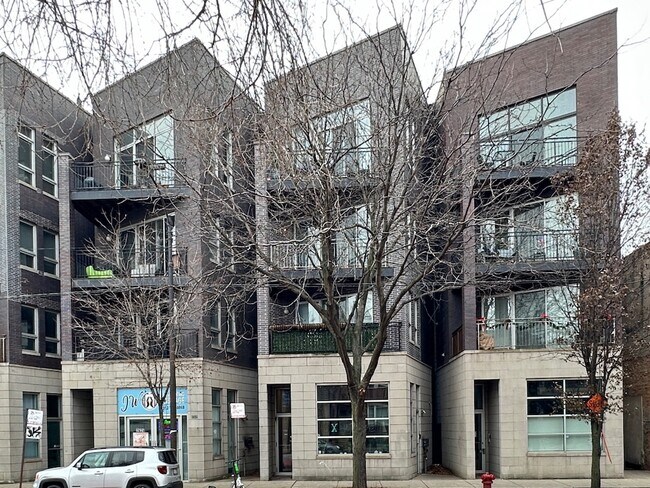 property at 2629 W Chicago Ave