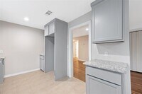3442 Seabrook St photo'