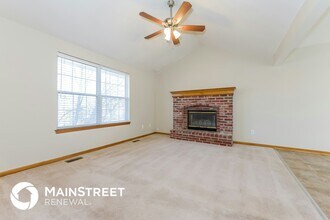 1463 NW Foxboro Rd in Blue Springs, MO - Building Photo - Building Photo