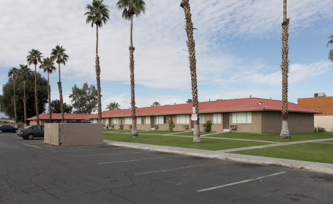 Casa Del Rey in Indio, CA - Foto de edificio - Building Photo