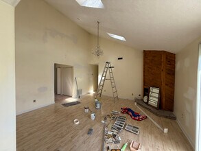 8920 Thelma Ln in Louisville, KY - Building Photo - Building Photo