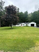 27761 State Rte 3 in Watertown, NY - Building Photo