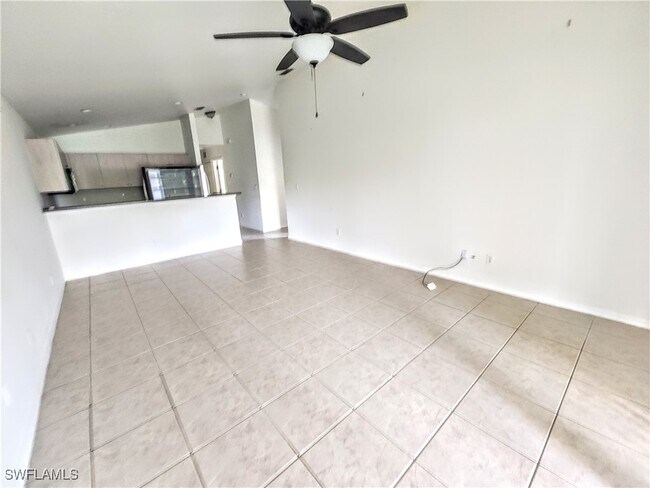property at 1418 SE 24th Ave
