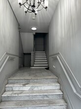 5837 S Calumet Ave in Chicago, IL - Building Photo - Building Photo