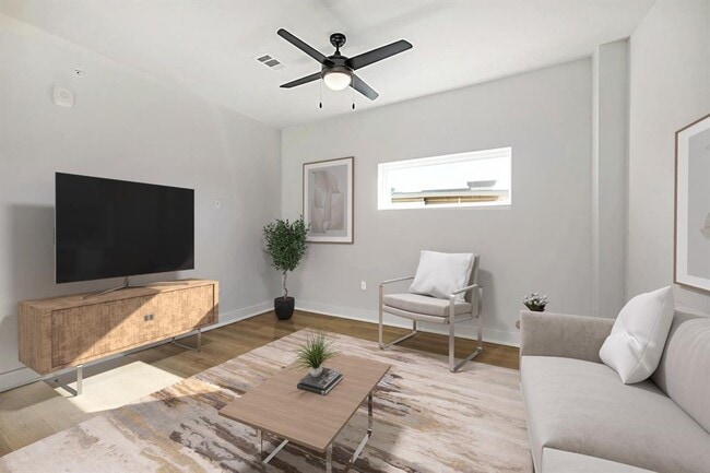 property at 2500 Longview St