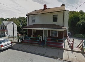 2407 S 18th St, Unit R